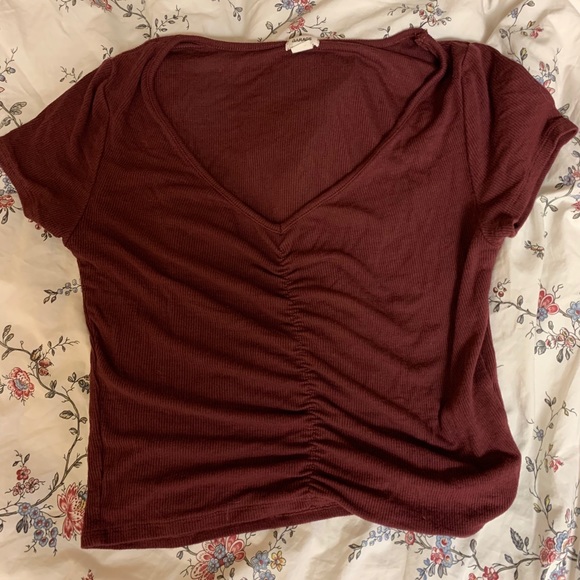 MAROON TOP - Picture 2 of 2